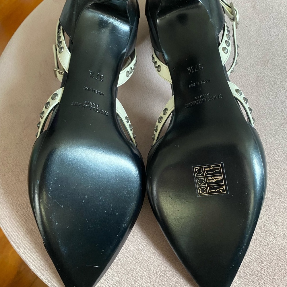Saint Laurent studded Mary Jane pumps - Picture 4 of 8